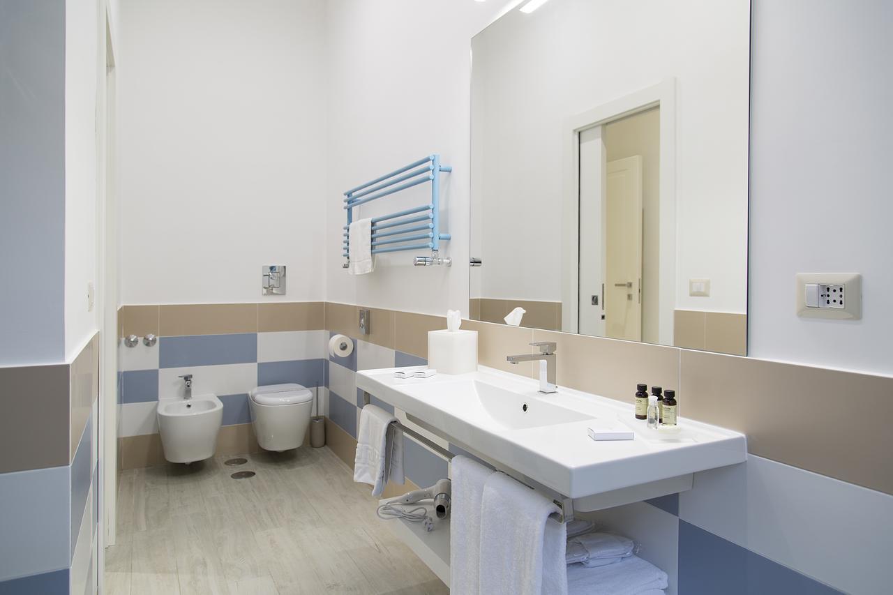 The Five Rooms Napoli מראה חיצוני תמונה
